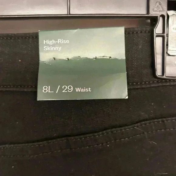 Size 8 long black jeans. New with tags wild fable - Picture 3 of 7